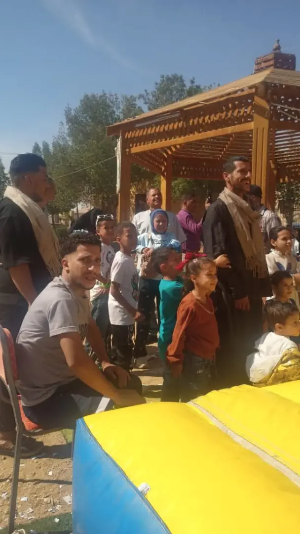 إقبال كبير من المواطنين على الحدائق والمتنزهات للاحتفال بعيد الأضحى المبارك فى أسيوط - 1000640859