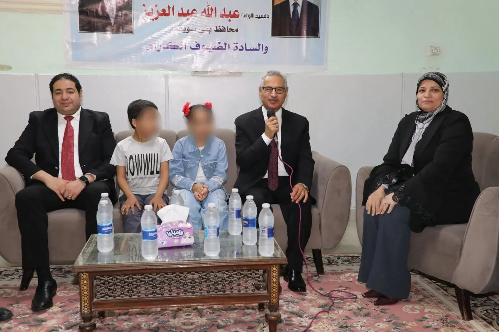 محافظ بني سويف يشارك الأطفال الأيتام والمسنين فرحة عيد الأضحى المبارك - 1000640888