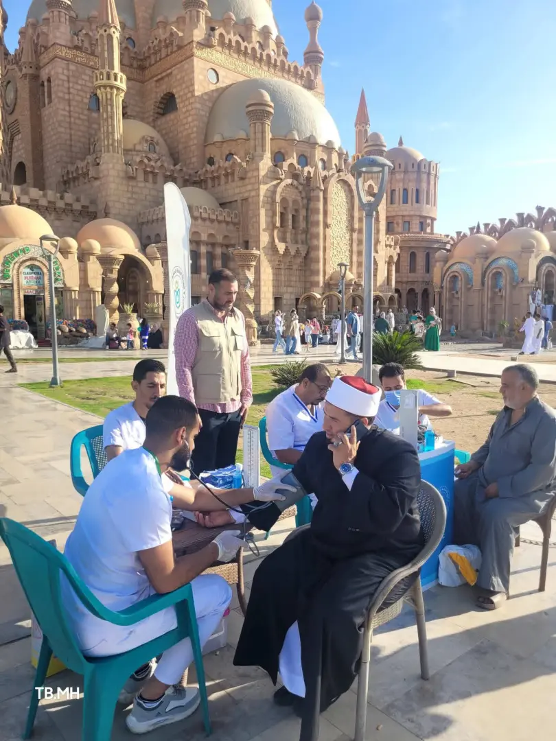 انتشار مكثف للفرق الطبية بجنوب سيناء لتأمين احتفالات عيد الأضحى المبارك - 1000640897
