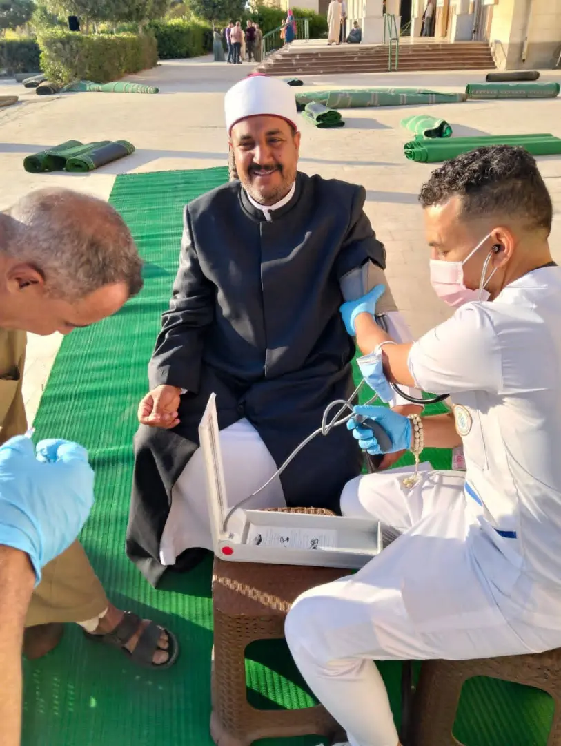 انتشار مكثف للفرق الطبية بجنوب سيناء لتأمين احتفالات عيد الأضحى المبارك - 1000640908