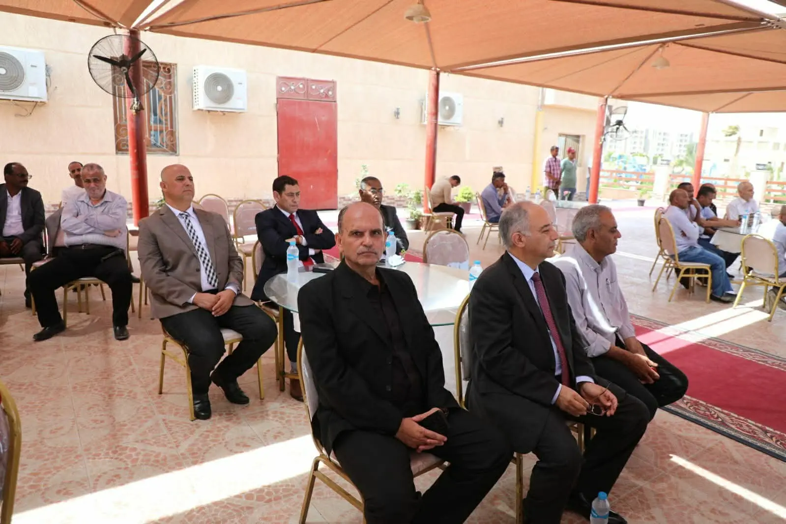 محافظ البحر الأحمر يستقبل المهنئين بعيد الأضحى وسط أجواء من المحبة والوحدة الوطنية - 1000640951