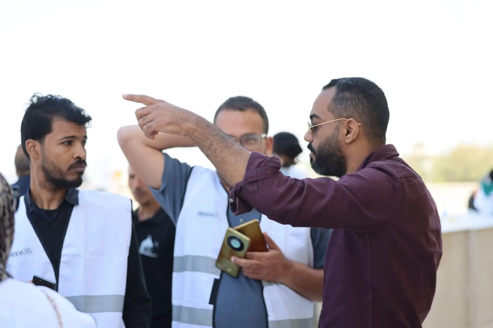 20 صورة ترصد مراسم جنازة هاني شاكر وسط توافد نجوم الفن - 1000641903