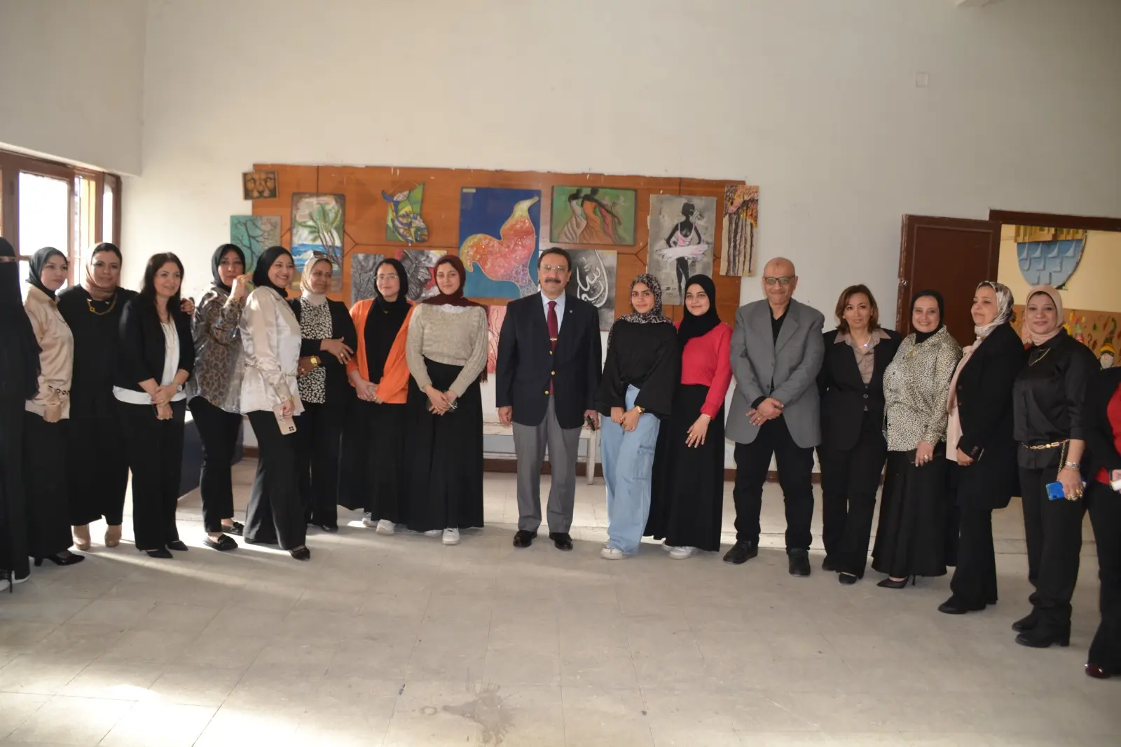 افتتاح المعرض الفني الثامن عشر لطالبات المدن الجامعية بجامعة الإسكندرية - 1000643227
