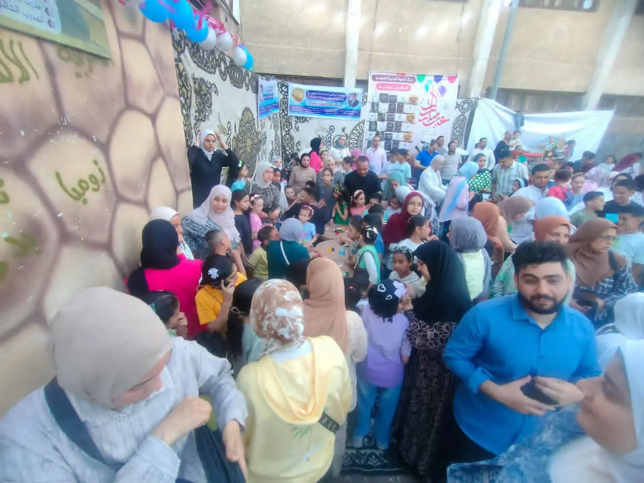 أكثر من مليون و300 ألف مواطن يشاركون في مبادرة «العيد أحلى» بمراكز الشباب بالبحيرة خلال عيد الأضحى - 1000646474