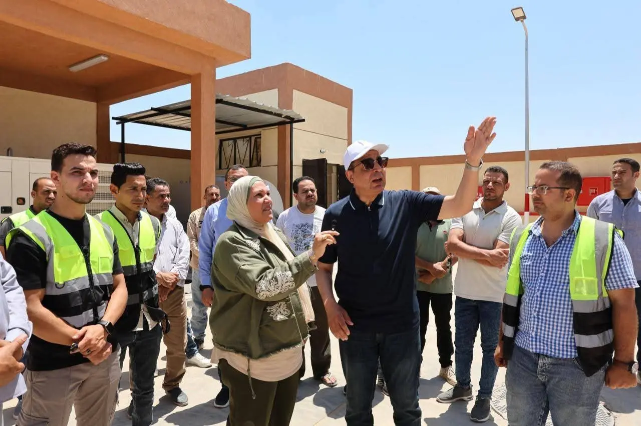 بتكلفة 70 مليون جنيه.. محافظ المنيا يتابع مشروع محطة رفع صرف صحي تل بني عمران