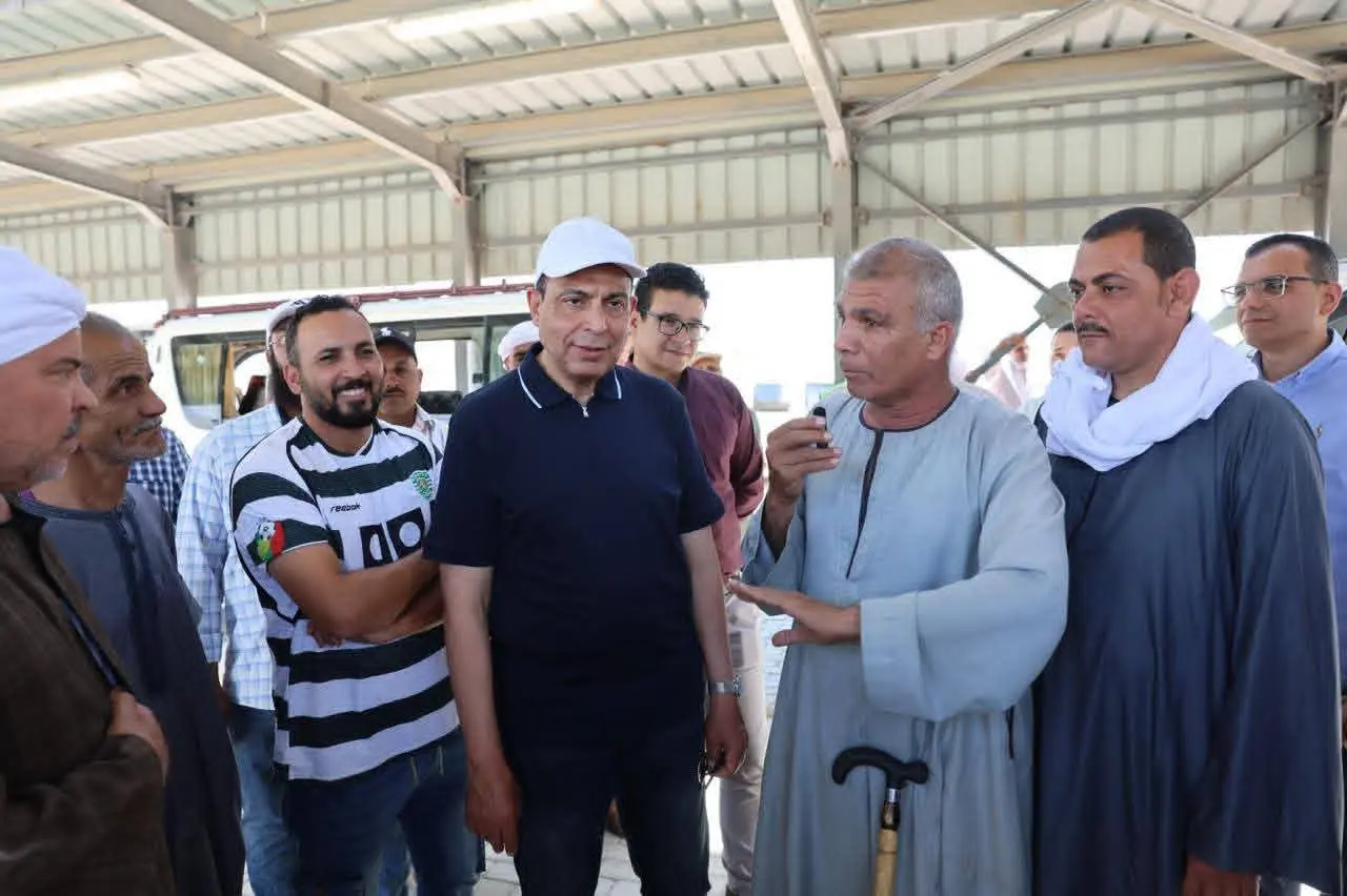 محافظ المنيا: تطوير شامل لمنظومة النقل وإنهاء نقل الركاب بـ«البيك أب» - 1000646963