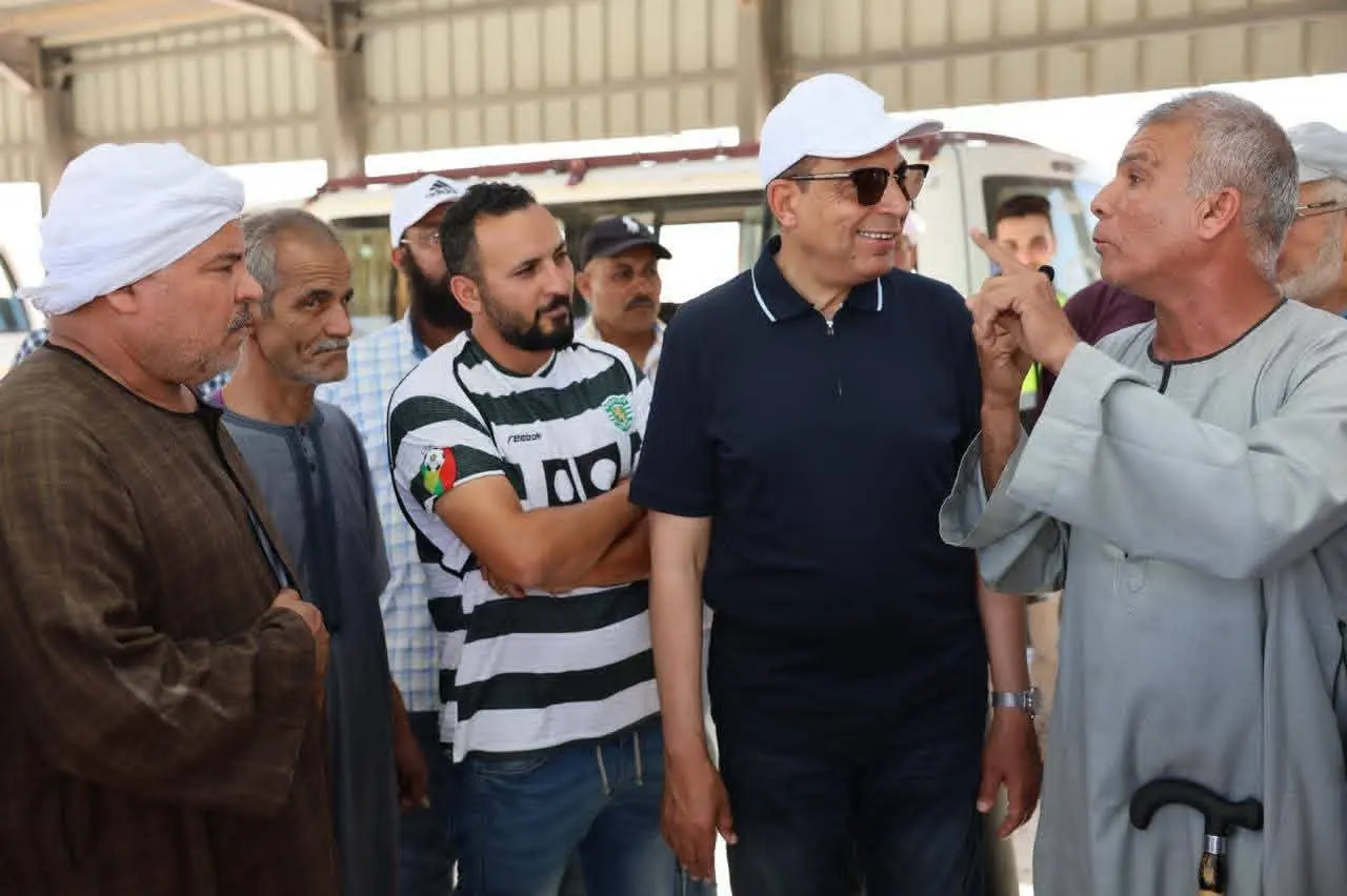 محافظ المنيا: تطوير شامل لمنظومة النقل وإنهاء نقل الركاب بـ«البيك أب» - 1000646969