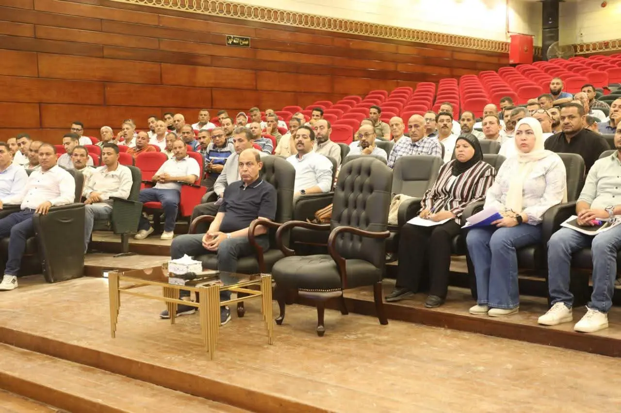 محافظ المنيا: تقنين 23 ألف متغير مكاني وتجهيز 20 ألف حالة جديدة للتصالح - 1000648290