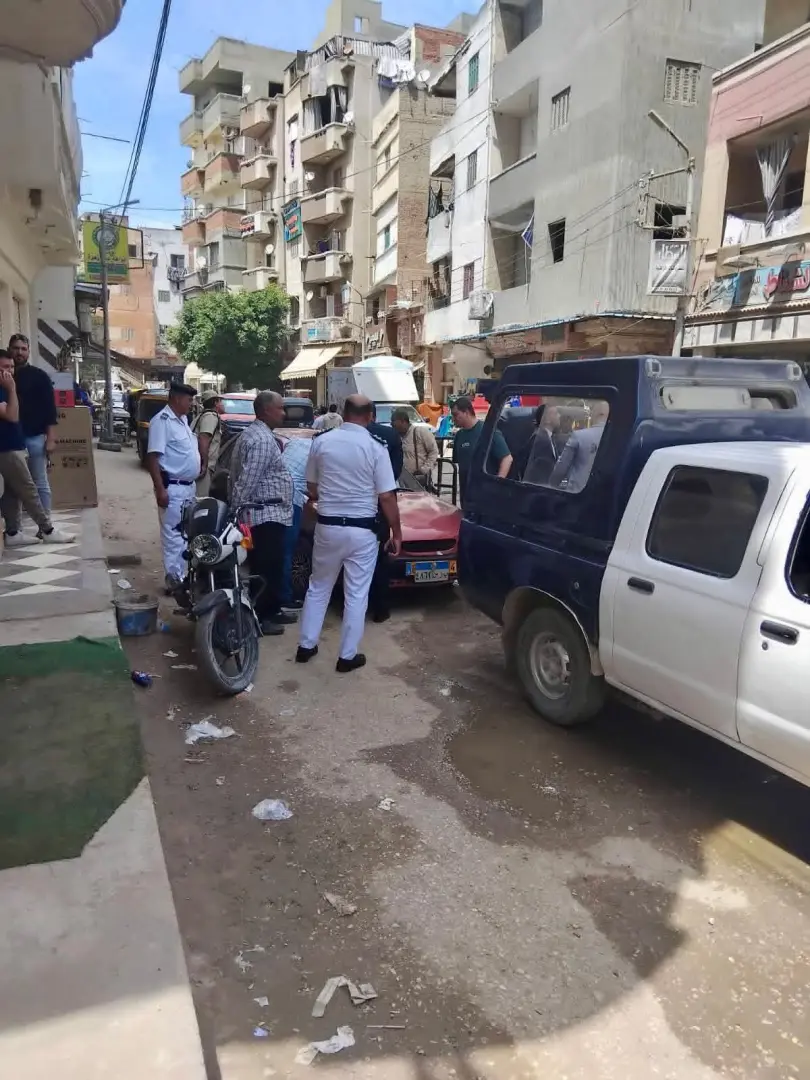 النيابة الإدارية تعاين عقار مطوبس المنهار جزئيًا بعد إصابة طفلين - 1000648617