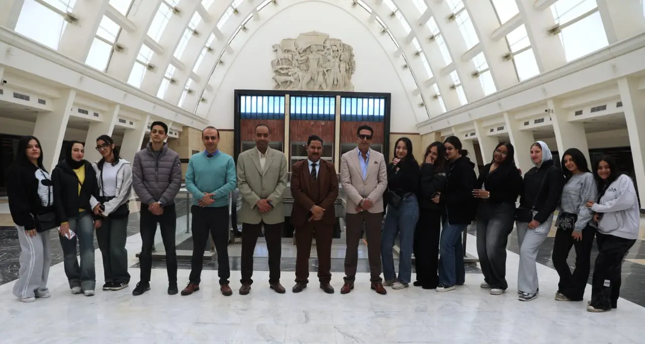 طلاب "إعلام الإسكندرية الأهلية" يطّلعون على ملامح مشروع "ميناء الإسكندرية الكبير" ورؤية 2030 - 1000648714