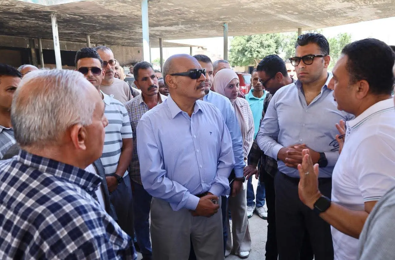 محافظ السويس يوجه بتطوير موقع شرق الدلتا وتحويله لمرفق خدمي متكامل - 1000652662