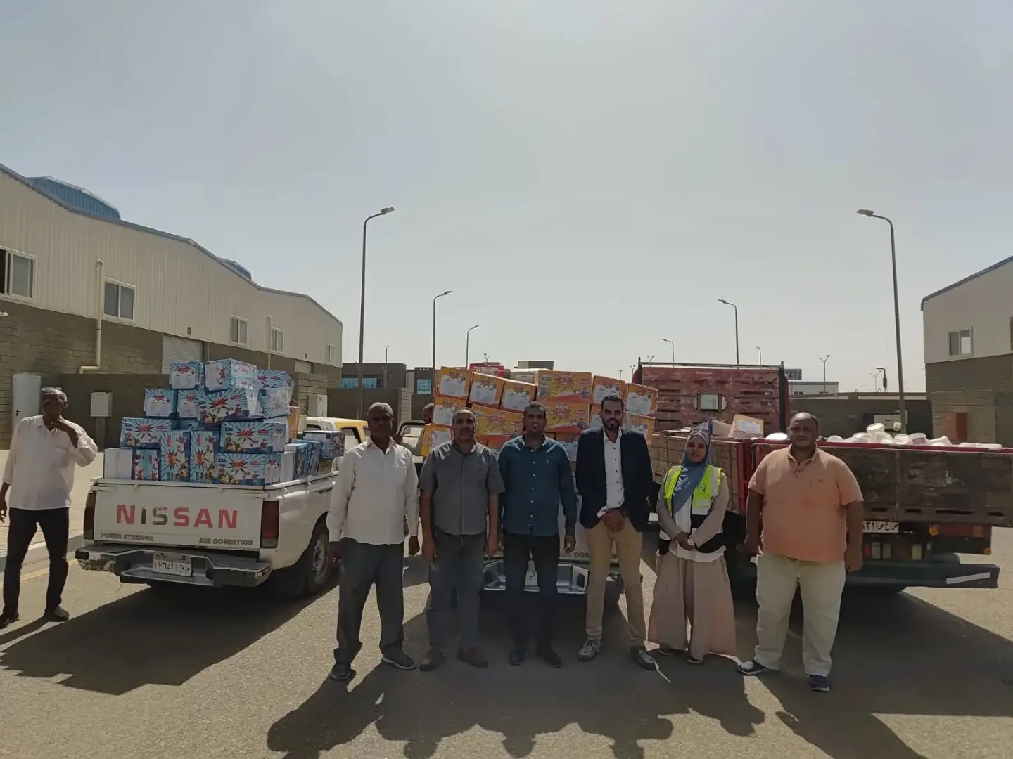 ضبط 90 ألف قطعة حلوى منتهية الصلاحية داخل مصنع بالأقصر قبل طرحها بالأسواق - 1000654569