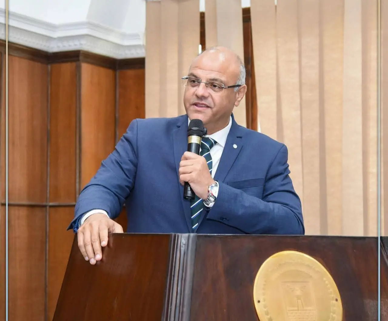 محافظ الإسكندرية ورئيس الجامعة يفتتحان المركز الخدمي التعليمي لسلسلة قيمة الطماطم - 1000655490
