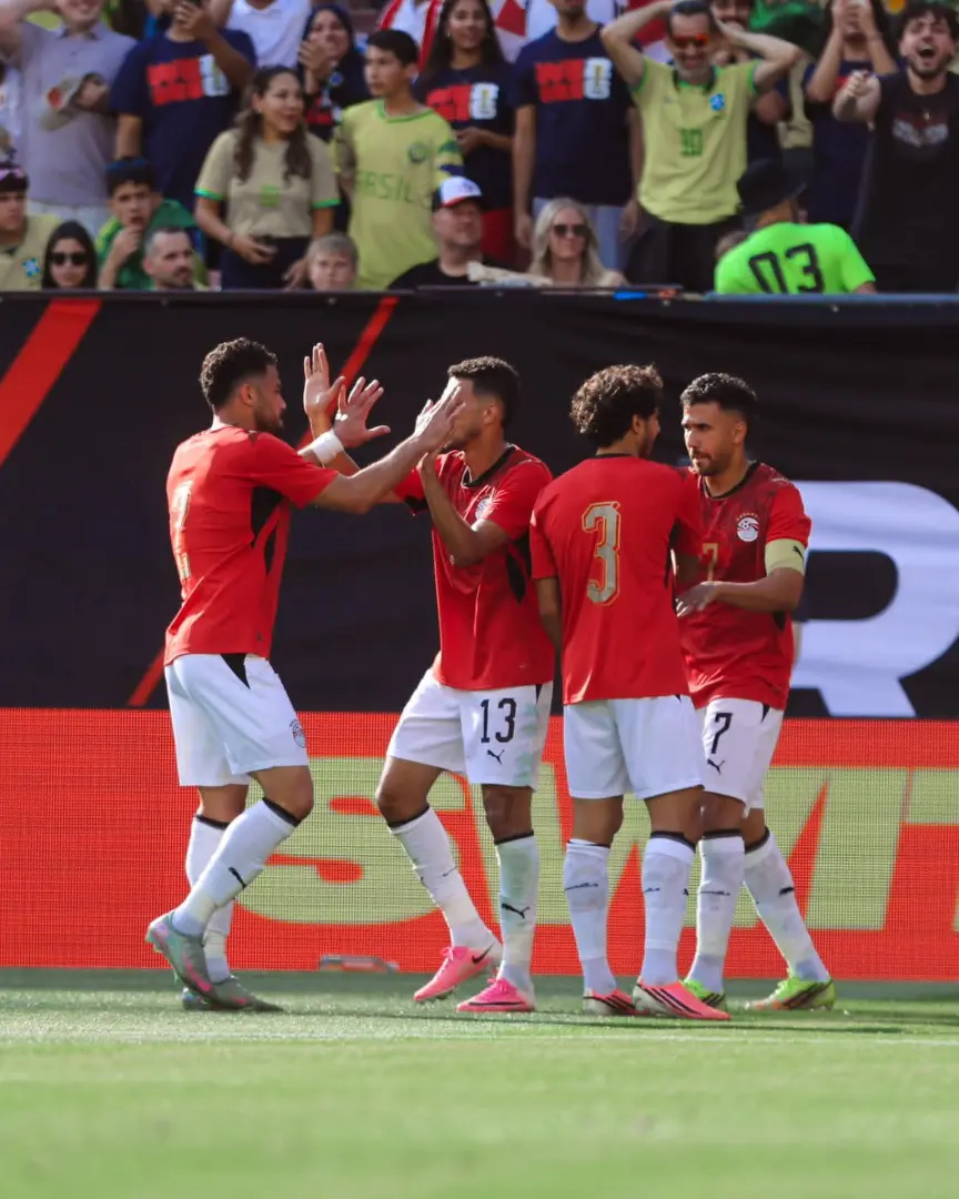 منتخب مصر يتعادل مع البرازيل 1-1 في الشوط الأول استعدادًا لكأس العالم 2026 - 1000659423