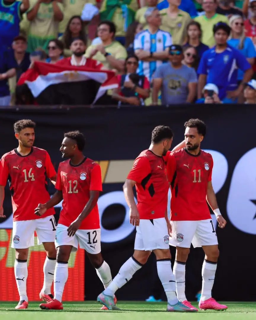 منتخب مصر يتعادل مع البرازيل 1-1 في الشوط الأول استعدادًا لكأس العالم 2026 - 1000659426