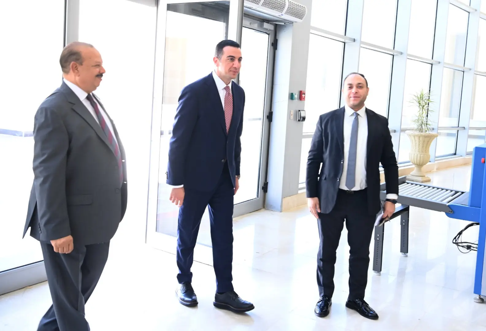 بدء فعاليات اللجنة الفرعية لإعداد مسودة مشروع قانون الإدارة المحلية الجديد - 1000661055