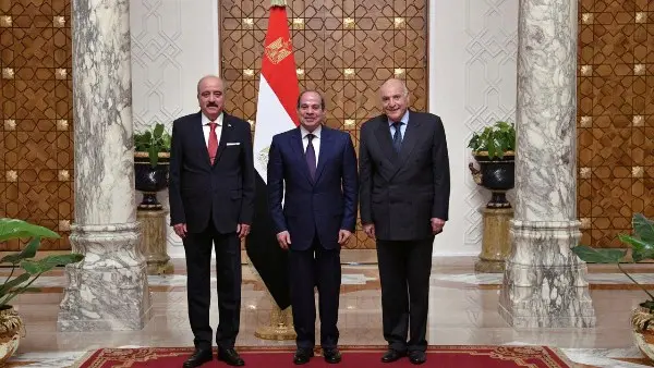 الرئيس السيسي يستقبل وزيري خارجية الجزائر وتونس لبحث التطورات الإقليمية