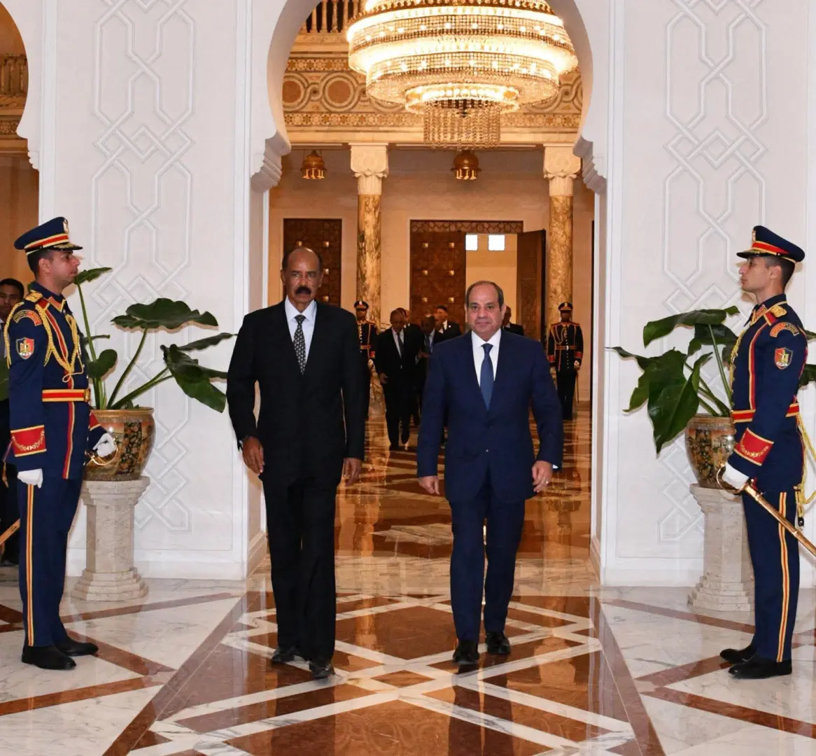 السيسي يستقبل رئيس إريتريا لبحث تعزيز العلاقات الثنائية - 1000662784