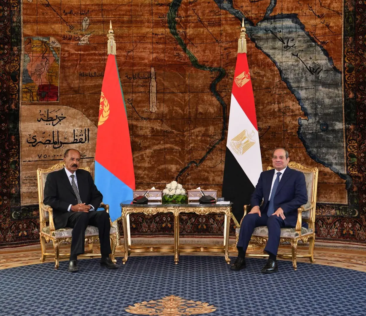 السيسي يستقبل رئيس إريتريا لبحث تعزيز العلاقات الثنائية - 1000662787