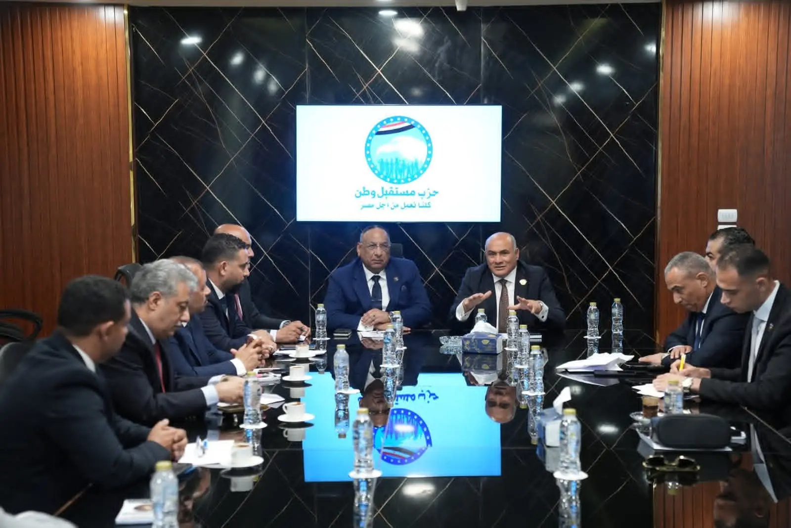 أمانة الشؤون القانونية المركزية بـ«مستقبل وطن» تعقد أول اجتماع لها بعد التشكيل الجديد