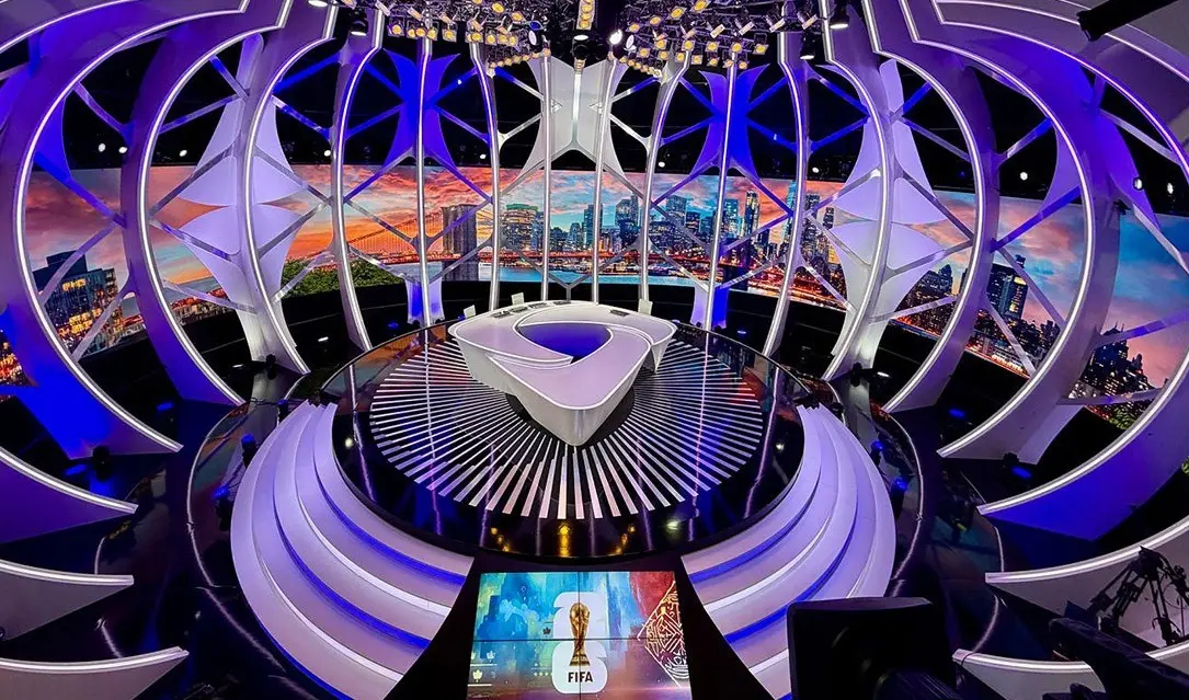 فريق عملاق لتغطية المونديال
