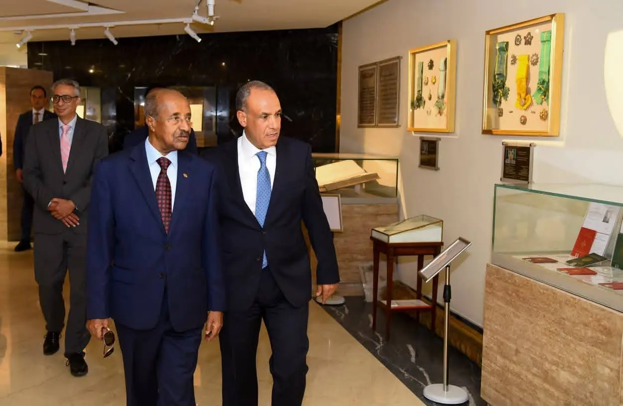 وزير الخارجية يبحث مع نظيره الإريتري تعزيز الشراكة الاستراتيجية والتنسيق الإقليمي