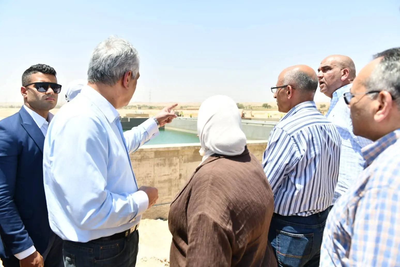 "جمبلاط" يتابع آخر مستجدات مشروعات "حياة كريمة" بمحافظة المنيا