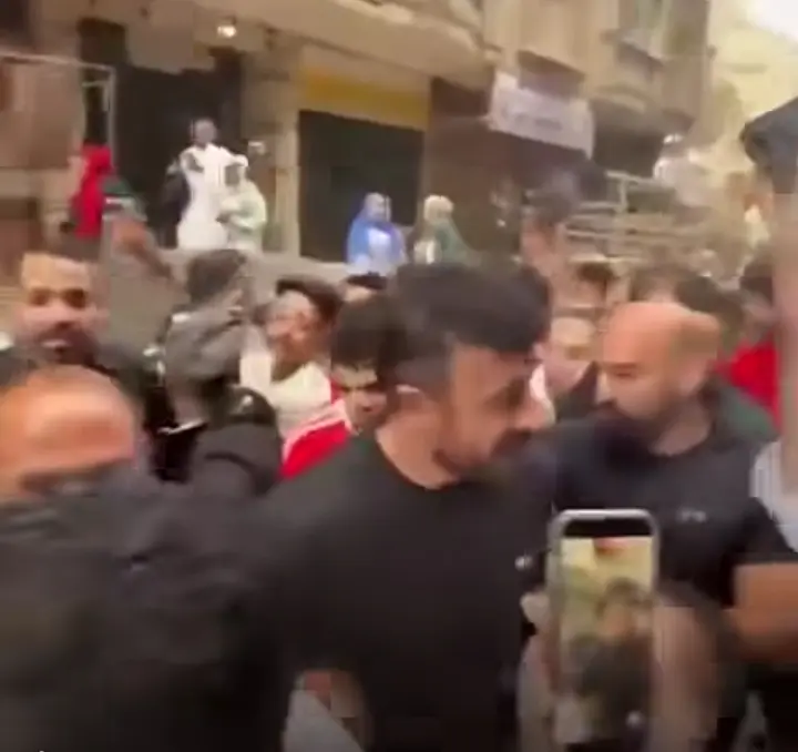 أحمد العوضي يحتفل بعيد الأضحى في "عين شمس" - 1000671183