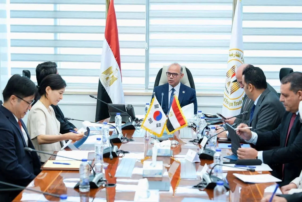مصر وكوريا الجنوبية تبحثان تعزيز الاستثمارات وتوطين التكنولوجيا