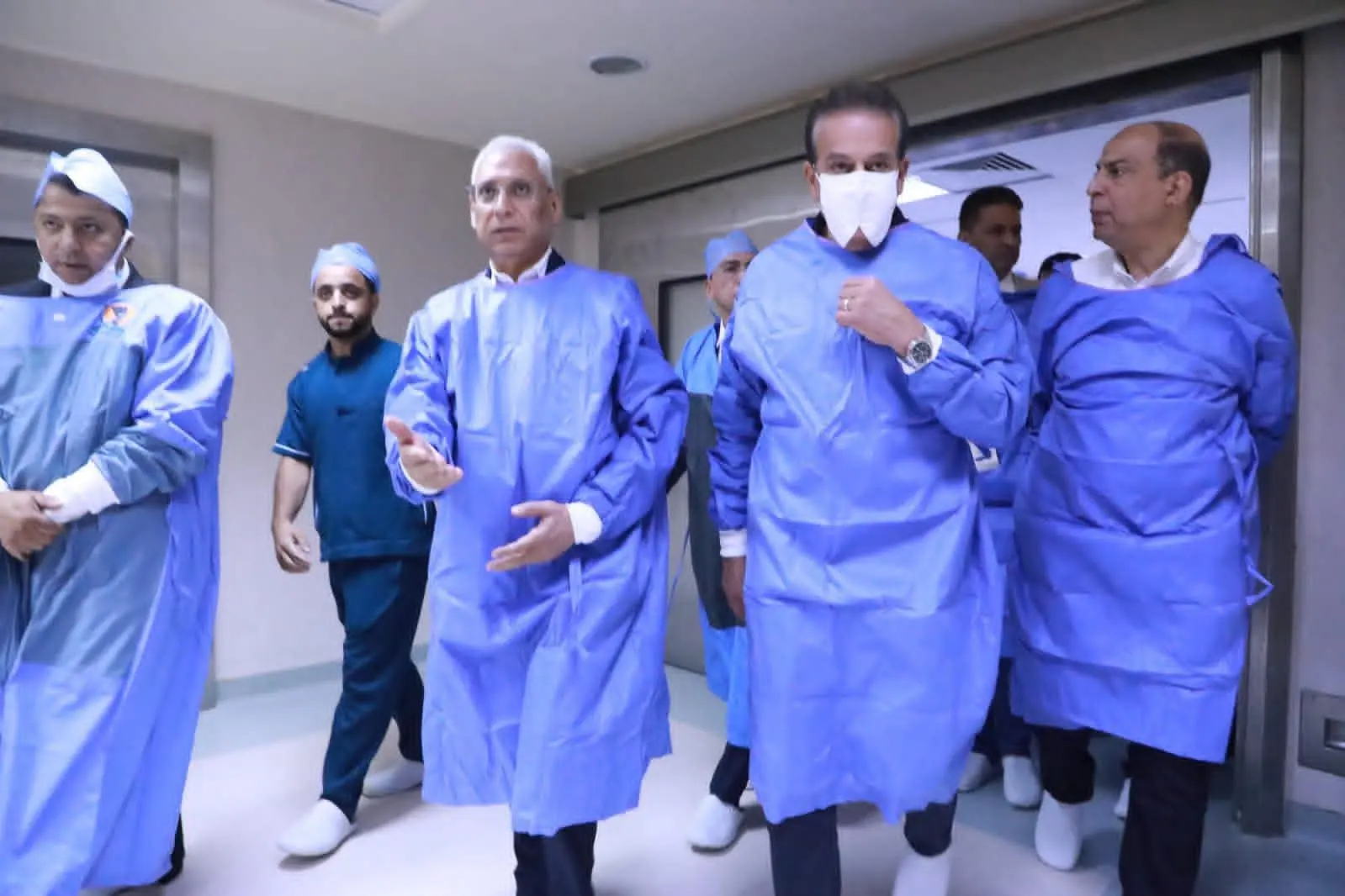 وزير الصحة يتفقد مستشفيي الكبد والجهاز الهضمي والثلاثي الجامعيين بمحافظة المنيا