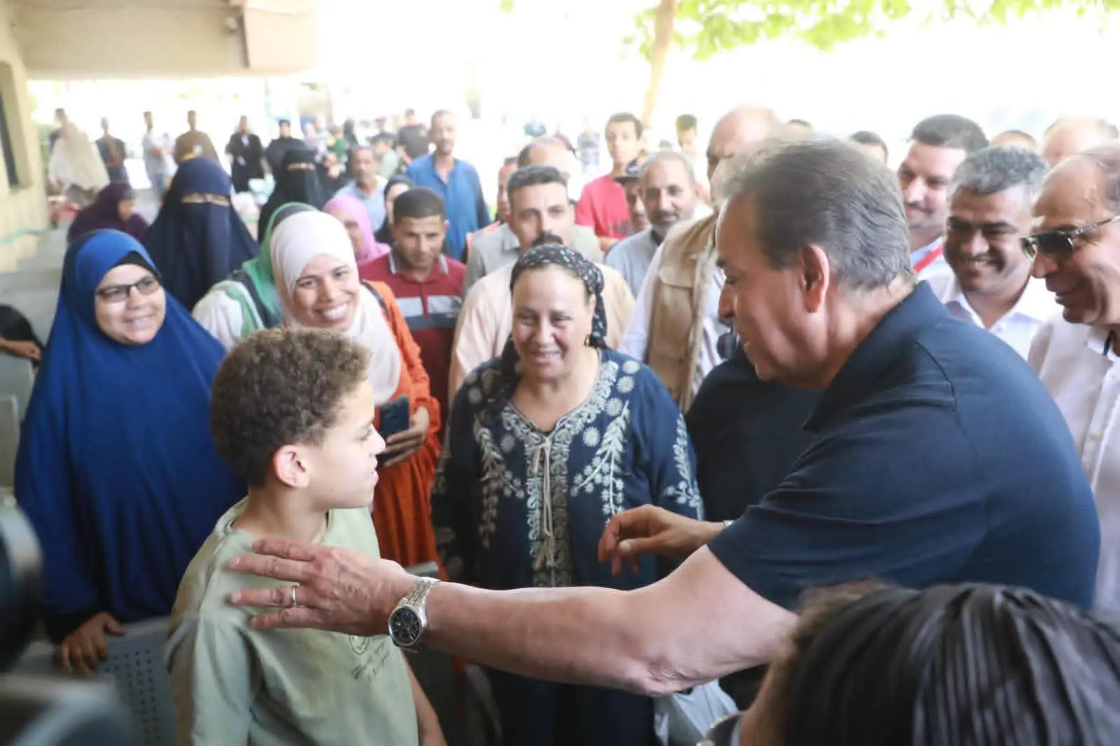 وزير الصحة يتفقد مستشفيي الكبد والجهاز الهضمي والثلاثي الجامعيين بمحافظة المنيا
