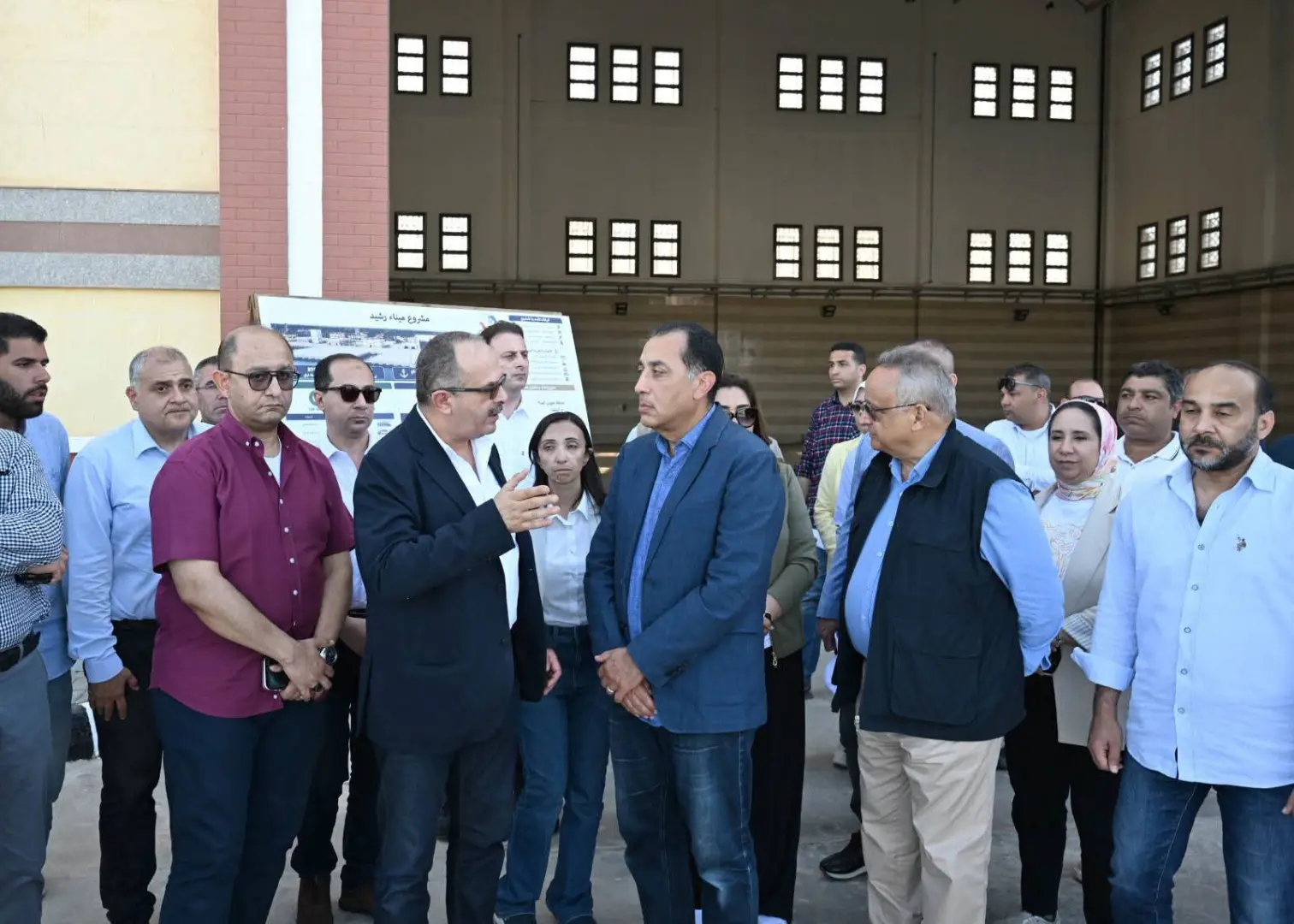 رئيس الوزراء يتفقد أعمال تطوير ميناء رشيد بتكلفة استثمارية تصل إلى 600 مليون جنيه