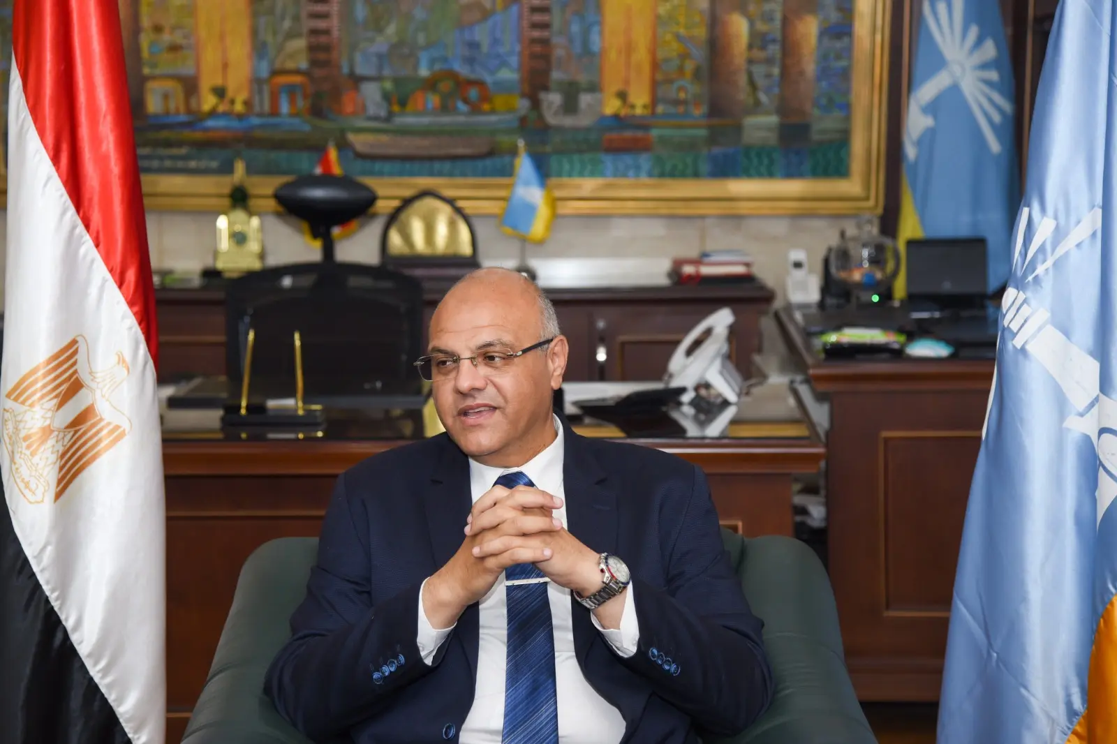 محافظ الإسكندرية يستقبل عددًا من القيادات التنفيذية والأمنية لتبادل التهاني بعيد الأضحى المبارك - 1000674950