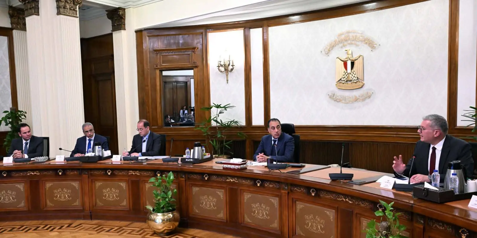 رئيس الوزراء يتابع تدبير اعتمادات توفير المنتجات البترولية للدولة