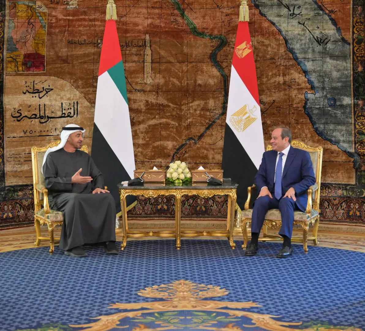 الرئيسان السيسي ومحمد بن زايد يرحبان باتفاق وقف الحرب مع إيران وإعادة فتح مضيق هرمز