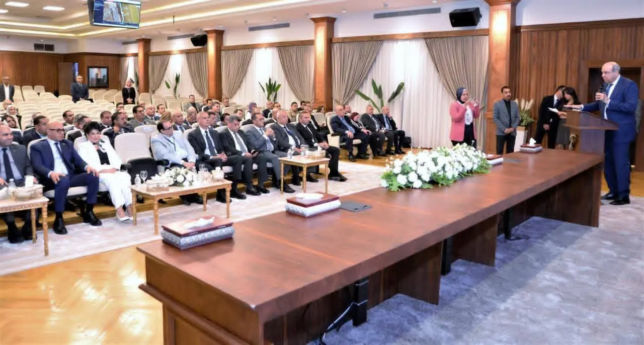 وزارة الطيران تستقبل وفدًا برلمانيًا لمتابعة مشروعات التطوير والتحديث