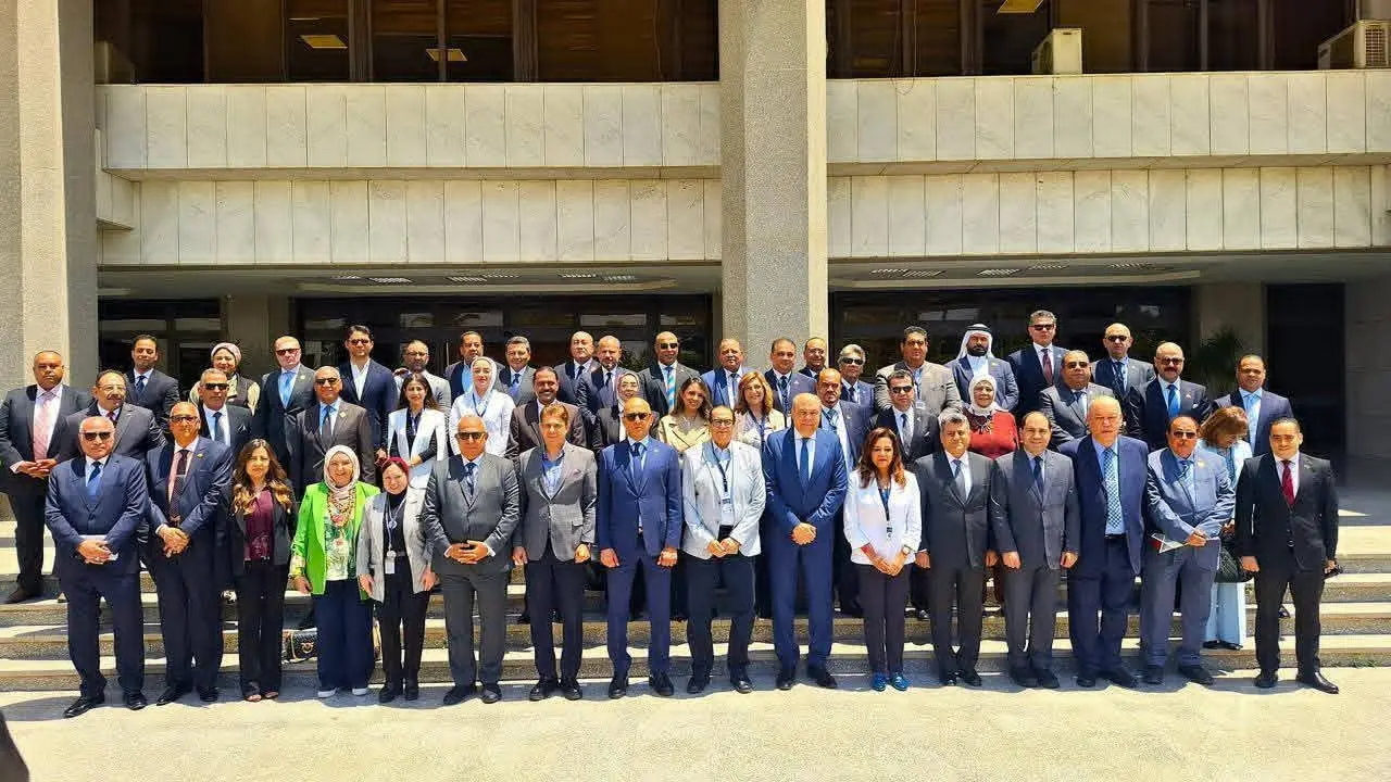 وزارة الطيران تستقبل وفدًا برلمانيًا لمتابعة مشروعات التطوير والتحديث
