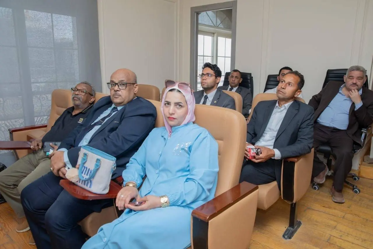"الشعب الجمهوري" يعقد سلسلة اجتماعات تنظيمية مع أمانات المحافظات استعدادًا للمرحلة المقبلة - 1000678408