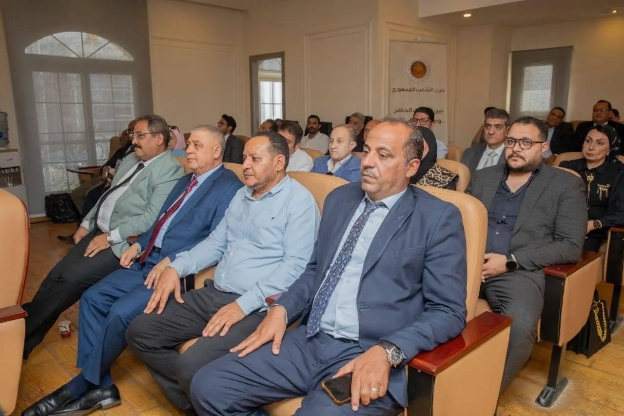 "الشعب الجمهوري" يعقد سلسلة اجتماعات تنظيمية مع أمانات المحافظات استعدادًا للمرحلة المقبلة - 1000678478