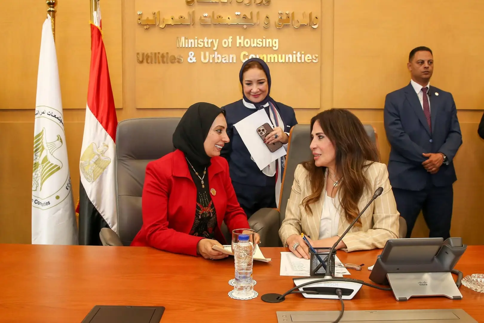 وزيرة الإسكان تلتقي أعضاء مجلس الشيوخ لبحث مطالب المواطنين
