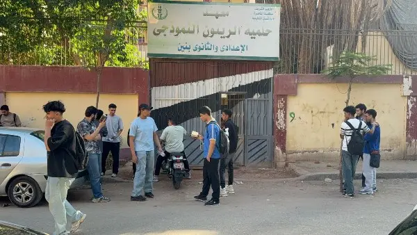 مسكين المصاحف بيراجعوا.. طلاب الثانوية الأزهرية يتوافدون على لجان الامتحانات - 1000684481