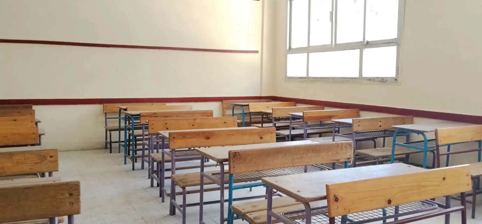 تشديدات لمنع الغش وحظر الهواتف المحمولة داخل لجان الثانوية العامة بالبحيرة