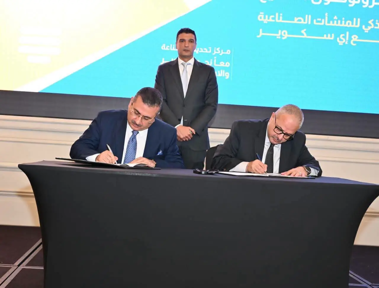 وزير الصناعة: استراتيجية 2030 تستهدف 100 مليار دولار صادرات صناعية