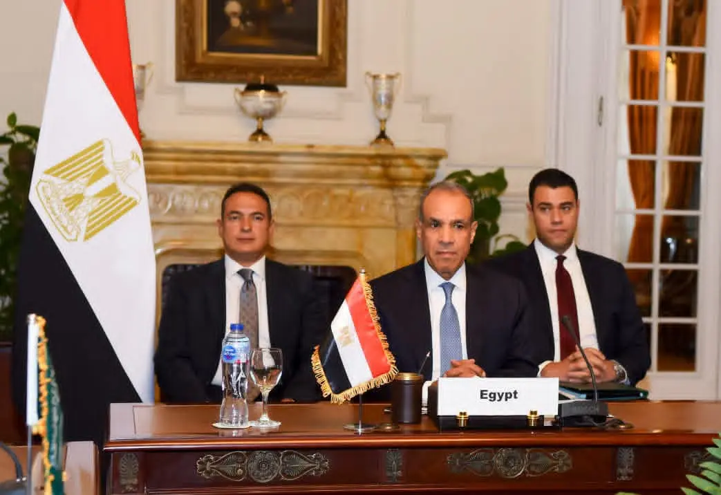 وزير الخارجية يبحث مع نظيريه السعودي والتركي ومستشار الرئيس الأمريكي تطورات الأوضاع الإقليمية