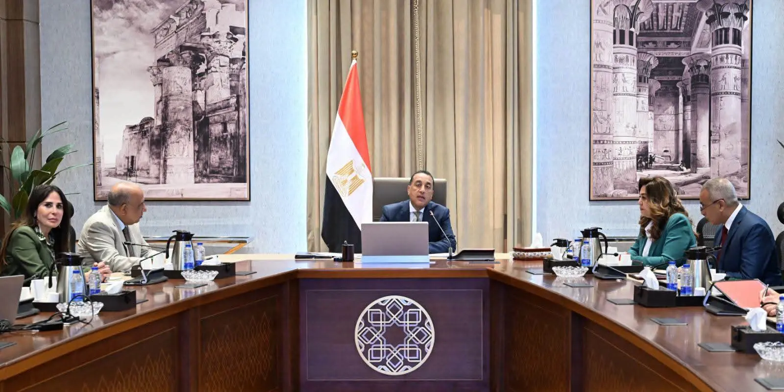 رئيس الوزراء يتابع موقف تعديلات قانون التصالح في مخالفات البناء وإتاحة المزيد من التيسيرات