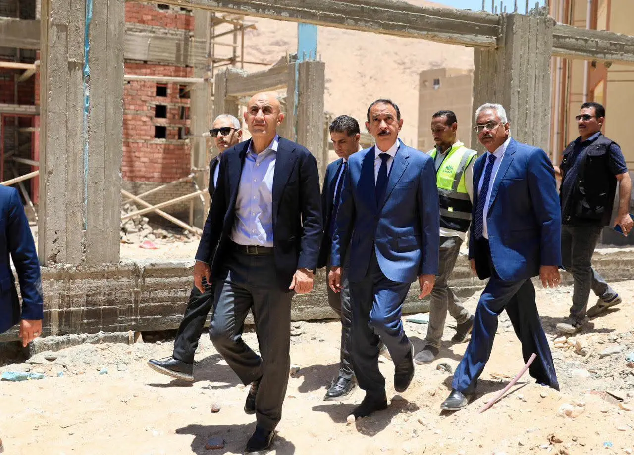 وزير التعليم ومحافظ سوهاج يتفقدان مشروعات تعليمية جديدة بالمحافظة