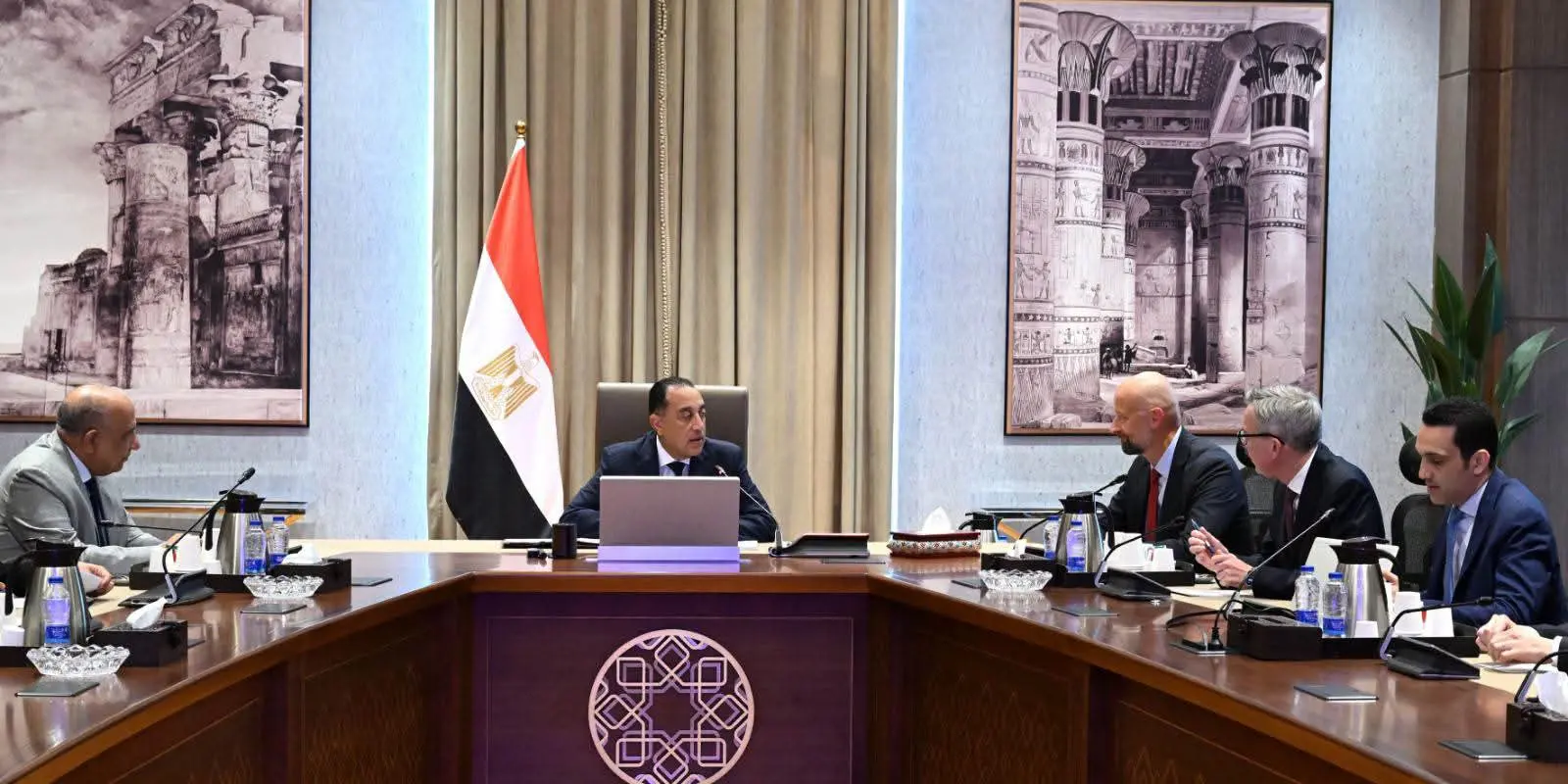 رئيس الوزراء يبحث مع شركة “سكاتك” النرويجية مشروعات الطاقة المتجددة في مصر