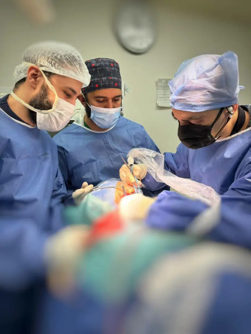 لأول مرة بالإسماعيلية الطبي.. استئصال ورم ضخم بقاع الجمجمة بتقنية VSP