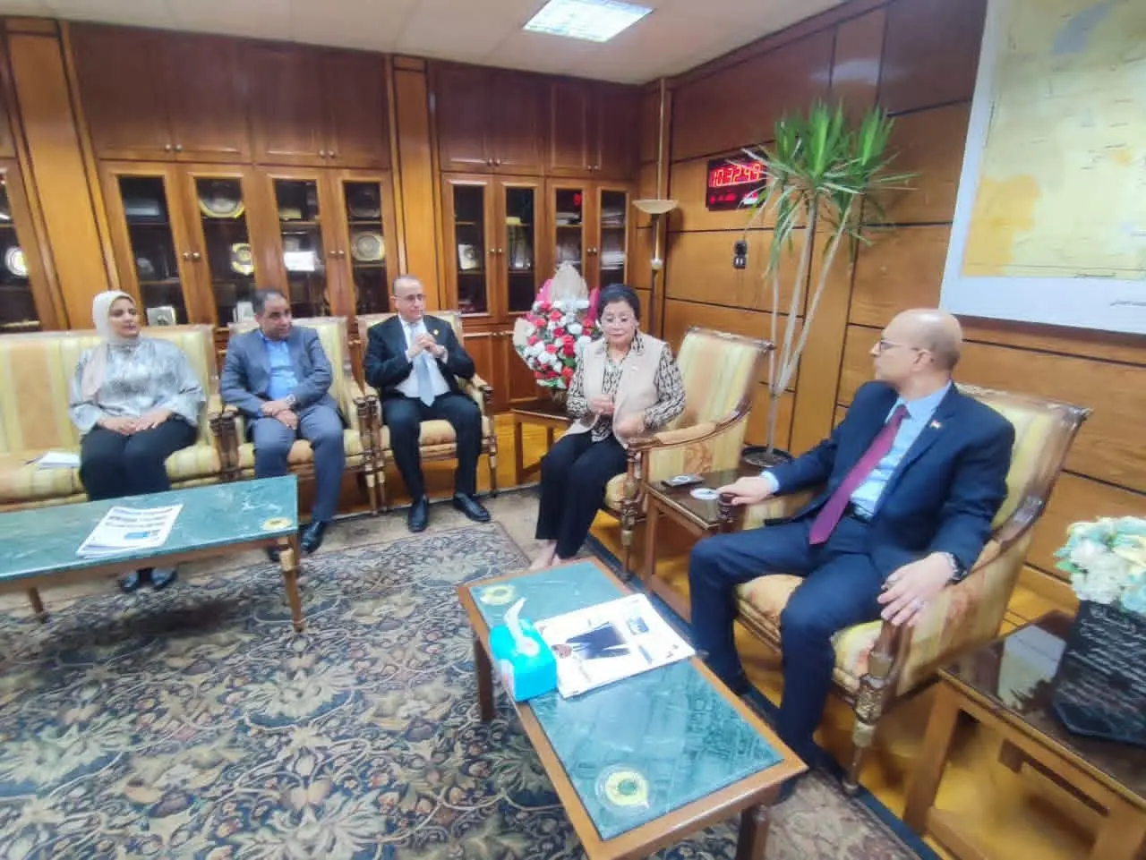 في زيارة مفاجئة.. نائب وزير الصحة تتفقد مستشفى ديروط المركزي بأسيوط