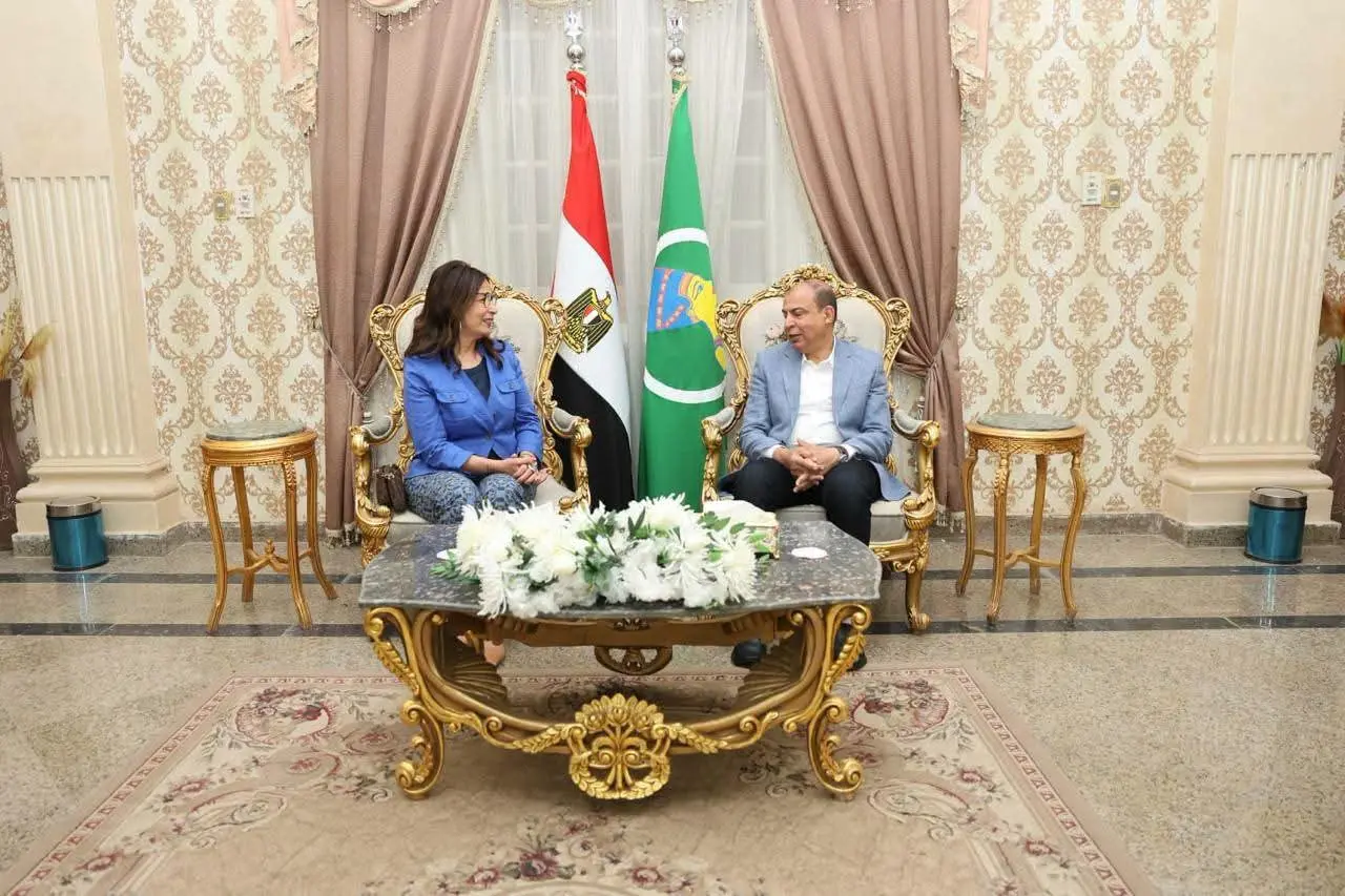 وزيرة الثقافة تفتتح ملتقى أدباء وسط الصعيد خلال زيارتها للمنيا